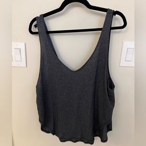 Lululemon workout top